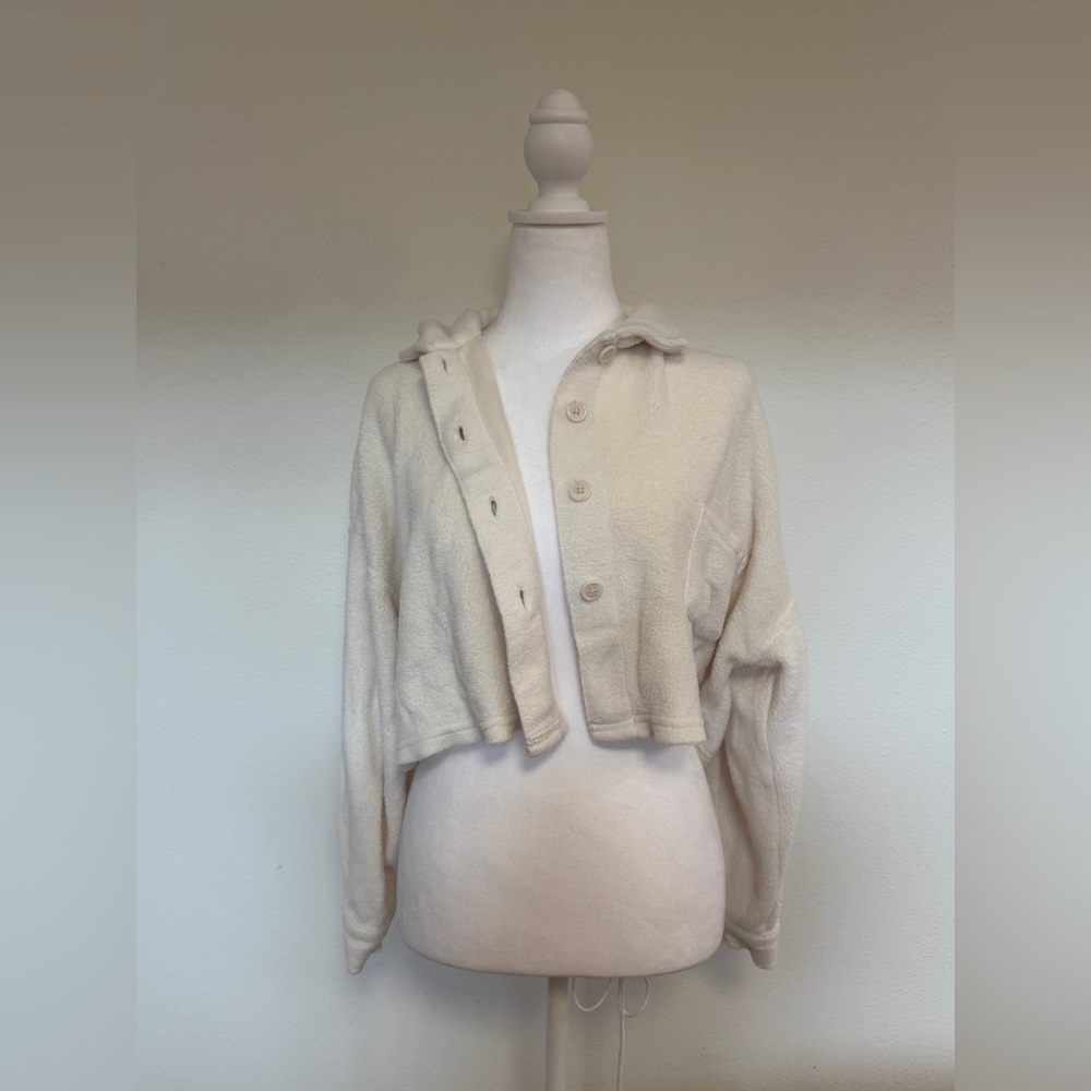 Wild Fable White Long Sleeve Cropped Button Down